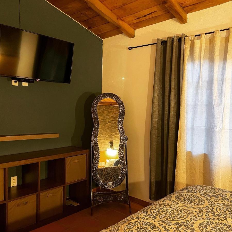 Cabanas Boutique Villasenor Pet And 420 Friendly Уаска-де-Окампо Экстерьер фото